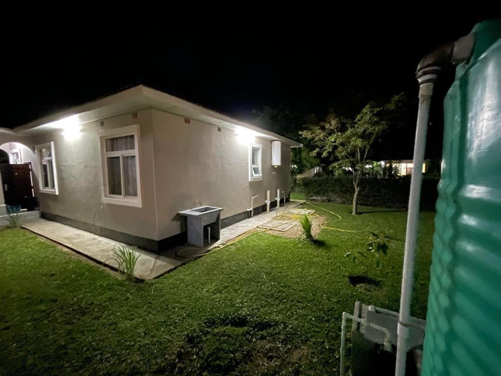 Silverest Sanctuary: Home Away From Home Лусака Екстер'єр фото
